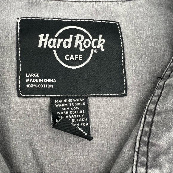 Hard Rock Cafe‎ Shirt Size Large Gray Embroidered Vegas Rock Utility Button Down - Picture 4 of 16